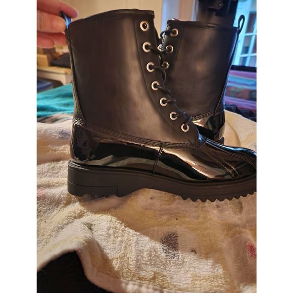 JustFab Shoes - JF Women's  Amy Lace-Up Duck Boots Black Size 7.5 NWT